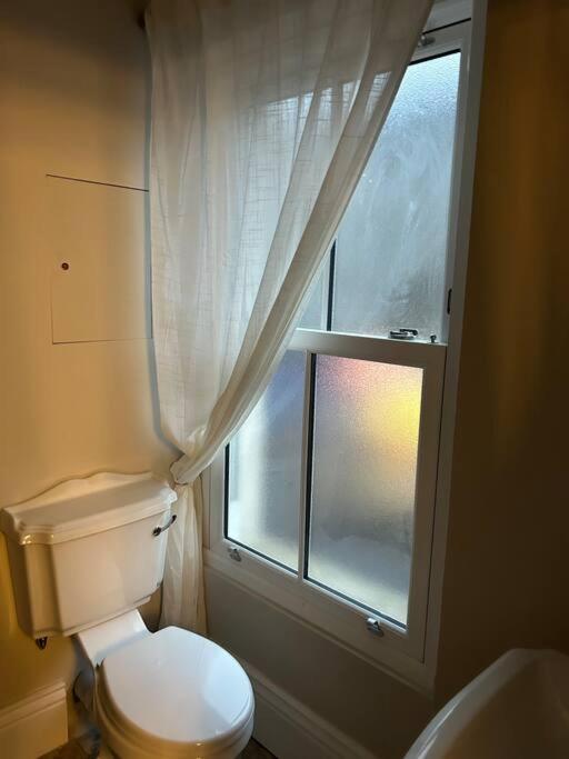 Ferienwohnung Patrick Street Townhouse Cork Exterior foto